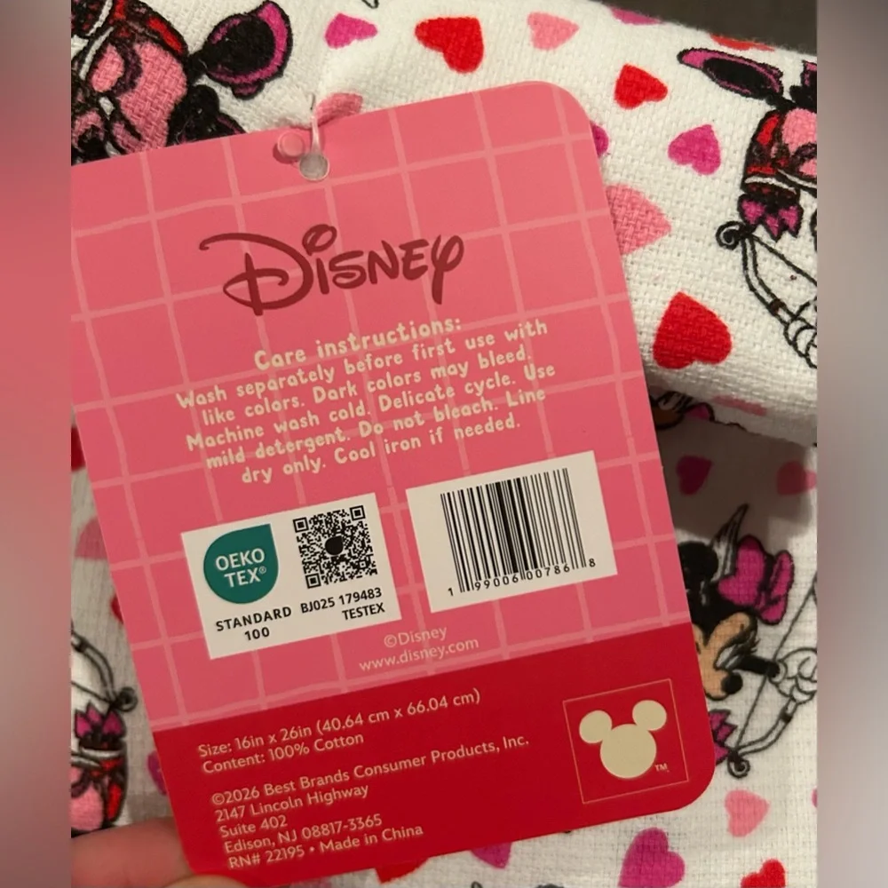 Disney Mickey & Minnie Mouse Valentine's Day Kitchen Towel Set - 2 Pack
